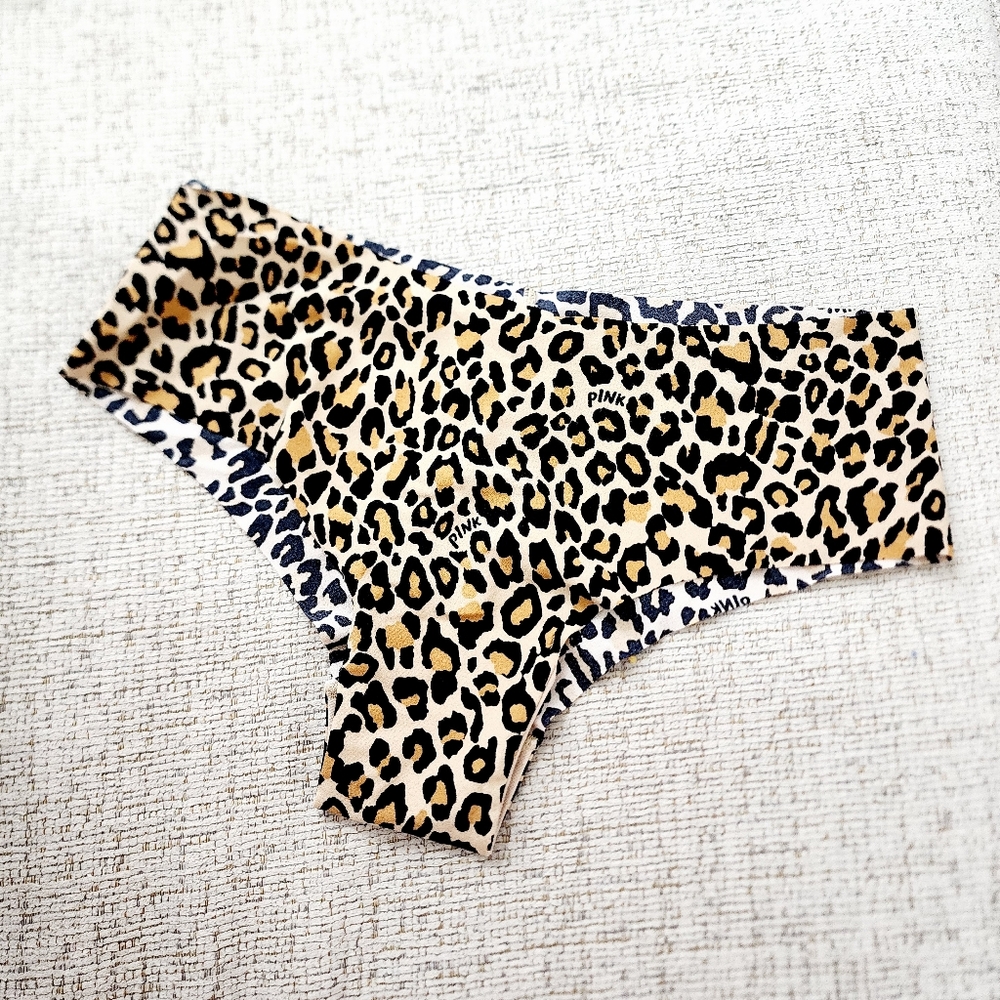 🎀 Victoria's Secret PINK | Animal Print Cheekster Panty